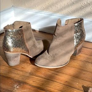 Sparkling Heeled Booties